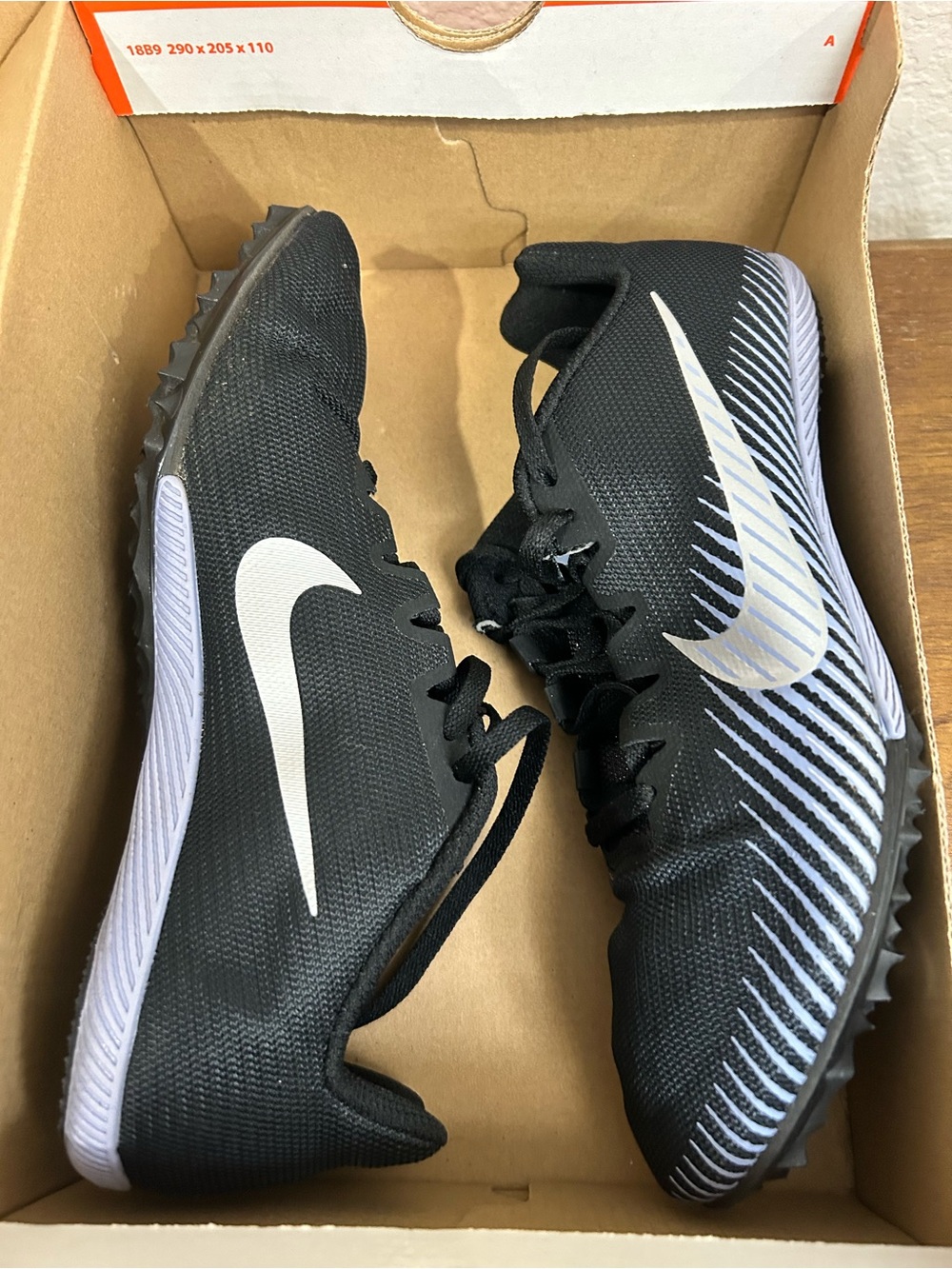 Nike Men’s/Women’s Track Shoes Black and White